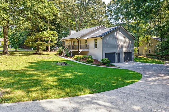 291 Crabapple Court, Powder Springs, GA 30127