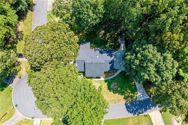 291 Crabapple Court, Powder Springs, GA 30127