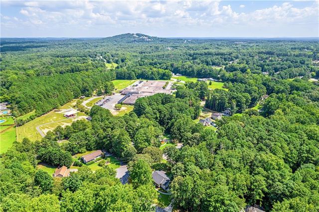 291 Crabapple Court, Powder Springs, GA 30127
