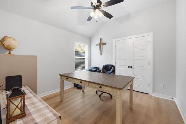 3112 Margaret Rudder Parkway, Bryan, TX 77808