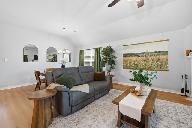 3112 Margaret Rudder Parkway, Bryan, TX 77808