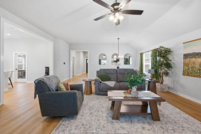 3112 Margaret Rudder Parkway, Bryan, TX 77808