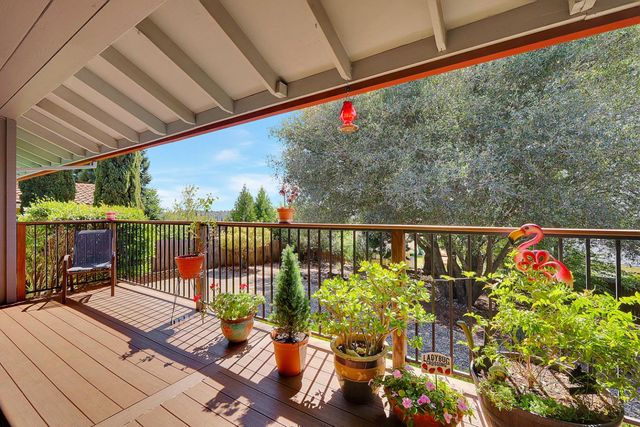 2842 Cornada Ct, Cameron Park, CA 95682
