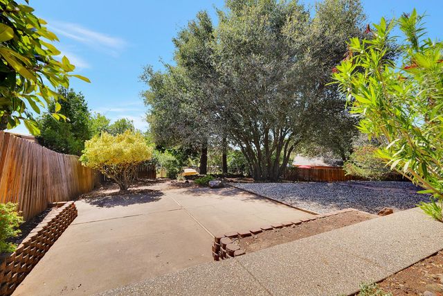 2842 Cornada Ct, Cameron Park, CA 95682
