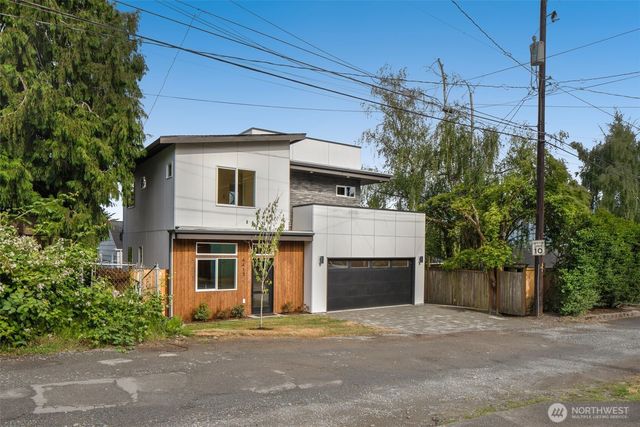 4413 50th Avenue SW, Seattle, WA 98116