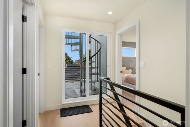 4413 50th Avenue SW, Seattle, WA 98116
