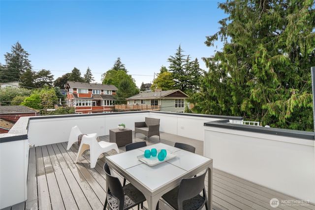 4413 50th Avenue SW, Seattle, WA 98116