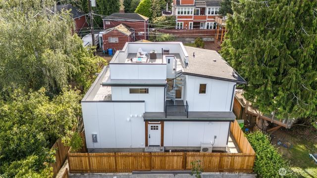 4413 50th Avenue SW, Seattle, WA 98116
