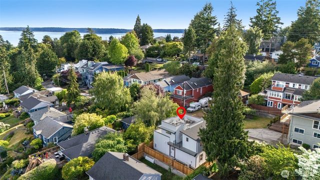 4413 50th Avenue SW, Seattle, WA 98116