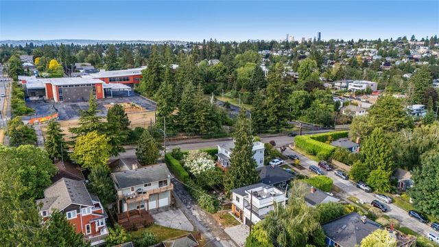 4413 50th Avenue SW, Seattle, WA 98116