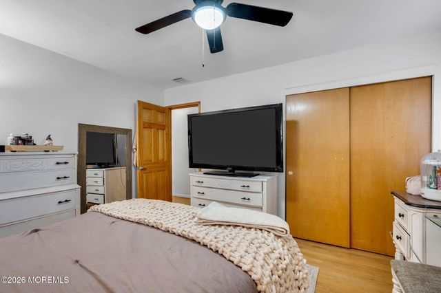 22 Saltspray Drive, Forked River, NJ 08731