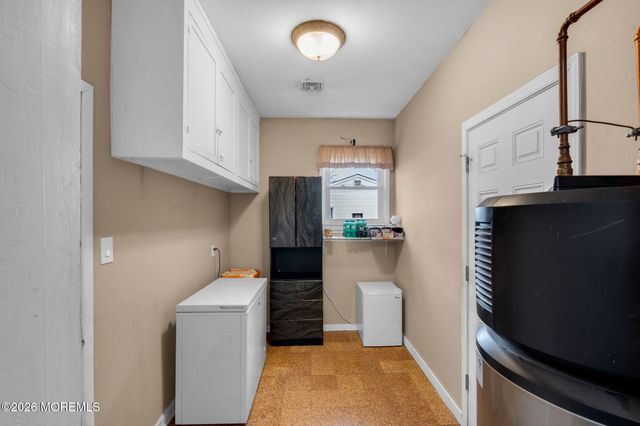 22 Saltspray Drive, Forked River, NJ 08731