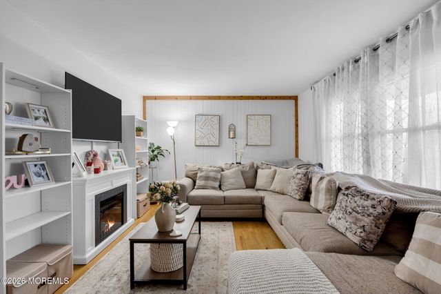 22 Saltspray Drive, Forked River, NJ 08731