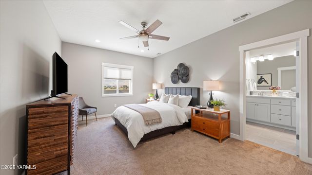 208 Bratton St, Prosser, WA 99350