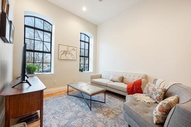 169-171 West Second, Boston, MA 02127