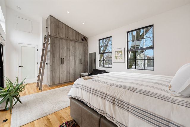 169-171 West Second, Boston, MA 02127