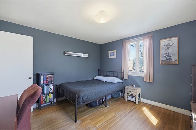 10 Parsons Ave, Waltham, MA 02453