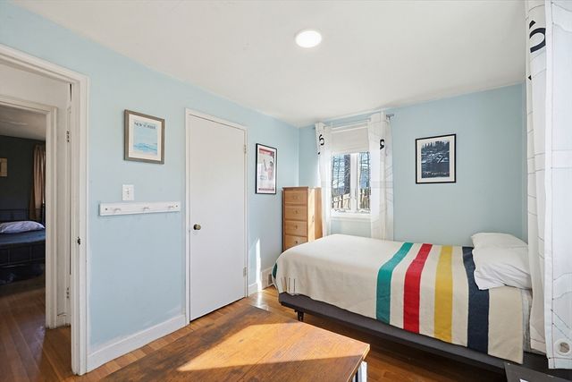 10 Parsons Ave, Waltham, MA 02453