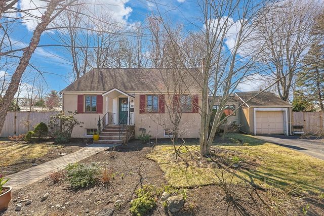 10 Parsons Ave, Waltham, MA 02453