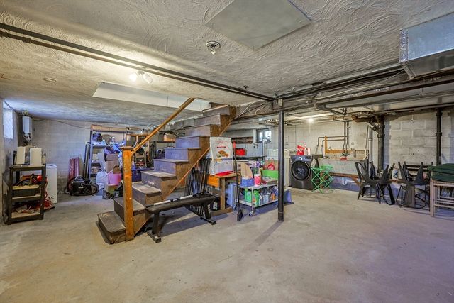 10 Parsons Ave, Waltham, MA 02453