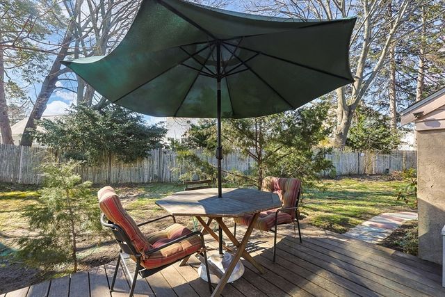 10 Parsons Ave, Waltham, MA 02453