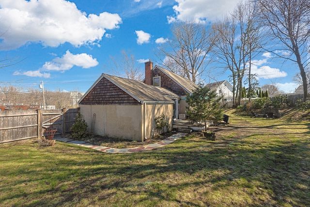 10 Parsons Ave, Waltham, MA 02453