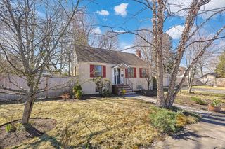 10 Parsons Ave, Waltham, MA 02453
