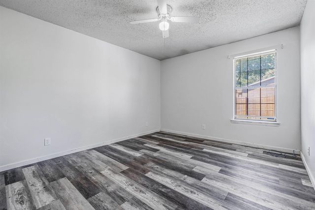 201 Autumnbrook Drive, Sherwood, AR 72120