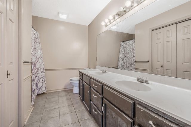 201 Autumnbrook Drive, Sherwood, AR 72120