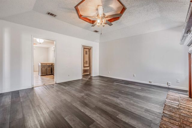 201 Autumnbrook Drive, Sherwood, AR 72120