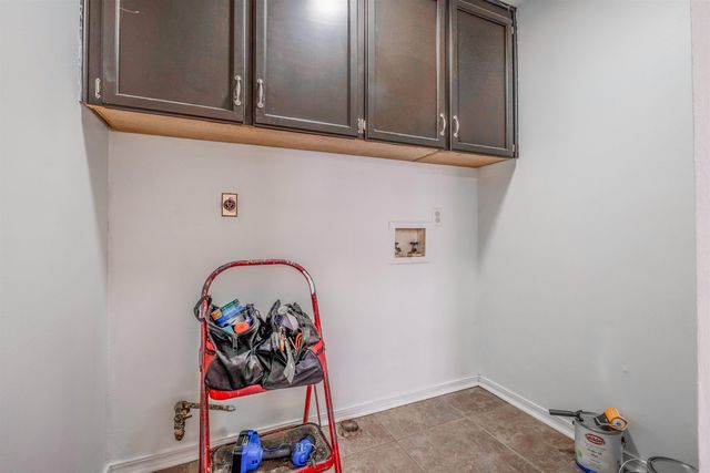 201 Autumnbrook Drive, Sherwood, AR 72120