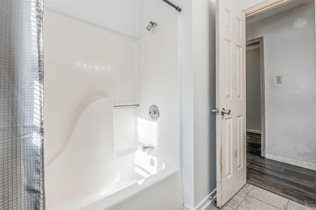 201 Autumnbrook Drive, Sherwood, AR 72120