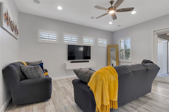 8427 REYMONT STREET, Orlando, FL 32827