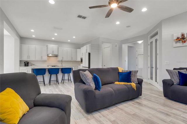 8427 REYMONT STREET, Orlando, FL 32827