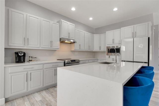 8427 REYMONT STREET, Orlando, FL 32827