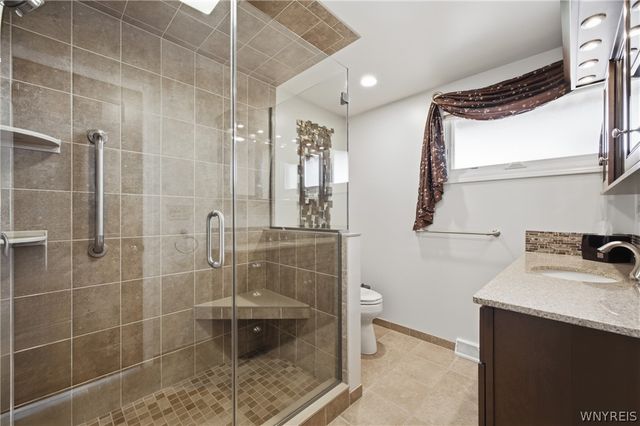 56 Tristan Lane, Amherst, NY 14221