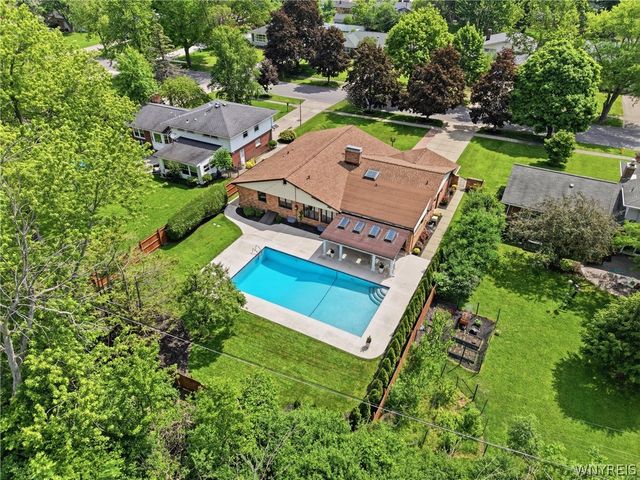 56 Tristan Lane, Amherst, NY 14221