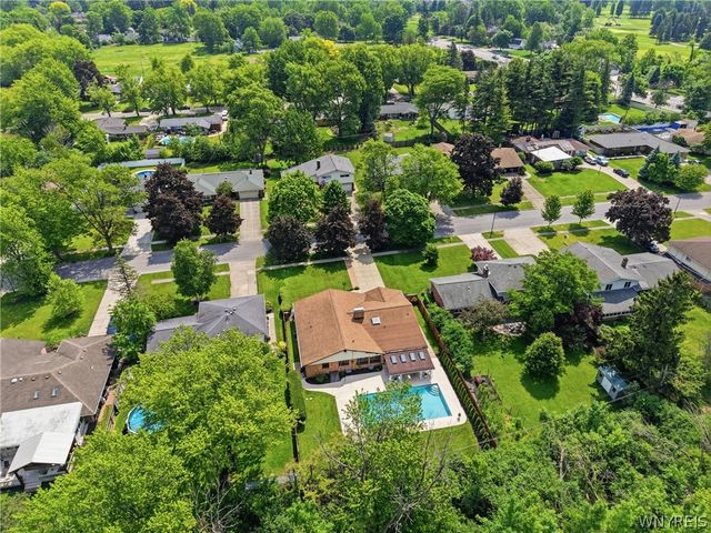 56 Tristan Lane, Amherst, NY 14221