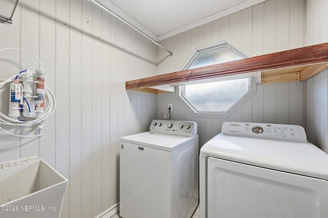 954 LAKERIDGE Drive, Orange Park, FL 32065