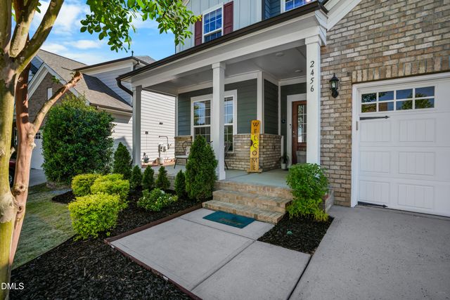 2456 Emily Brook Way NE, Apex, NC 27523