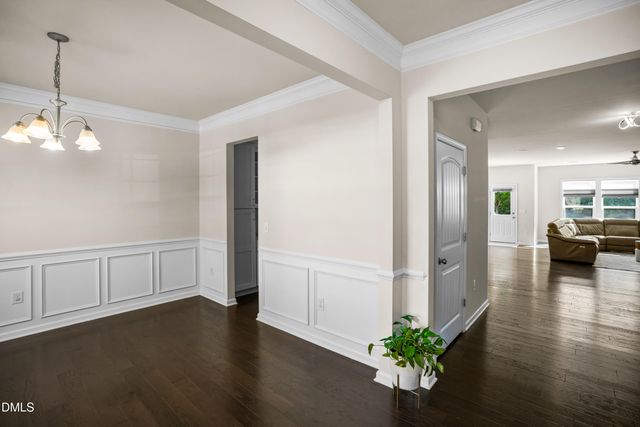 2456 Emily Brook Way NE, Apex, NC 27523