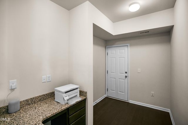 2456 Emily Brook Way NE, Apex, NC 27523
