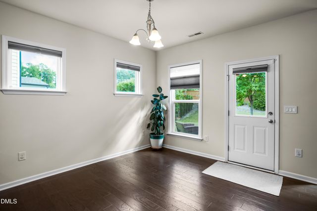 2456 Emily Brook Way NE, Apex, NC 27523
