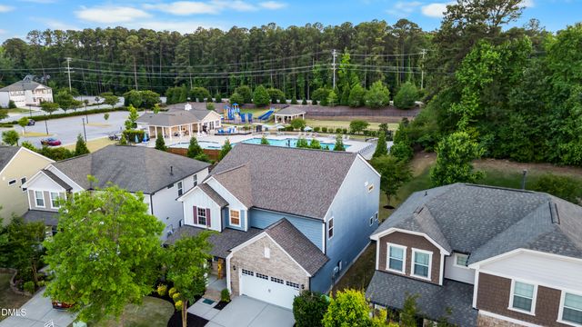 2456 Emily Brook Way NE, Apex, NC 27523