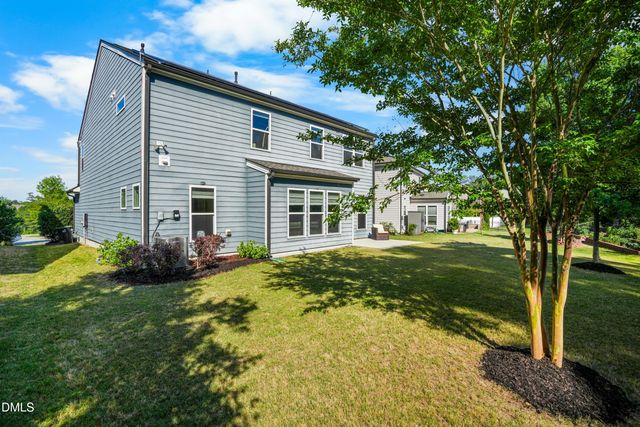 2456 Emily Brook Way NE, Apex, NC 27523