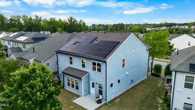 2456 Emily Brook Way NE, Apex, NC 27523