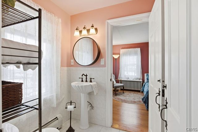 104 East Genesee Parkway, Syracuse, NY 13214