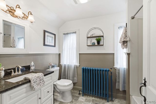 104 East Genesee Parkway, Syracuse, NY 13214