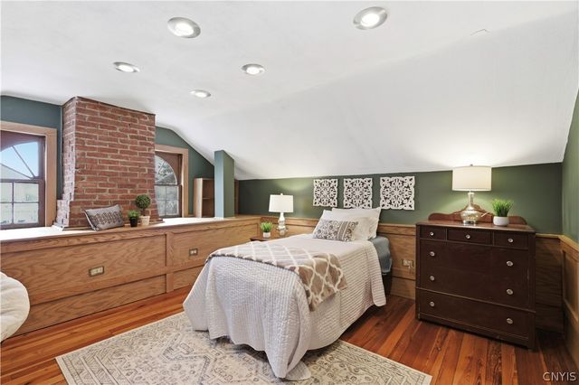 104 East Genesee Parkway, Syracuse, NY 13214