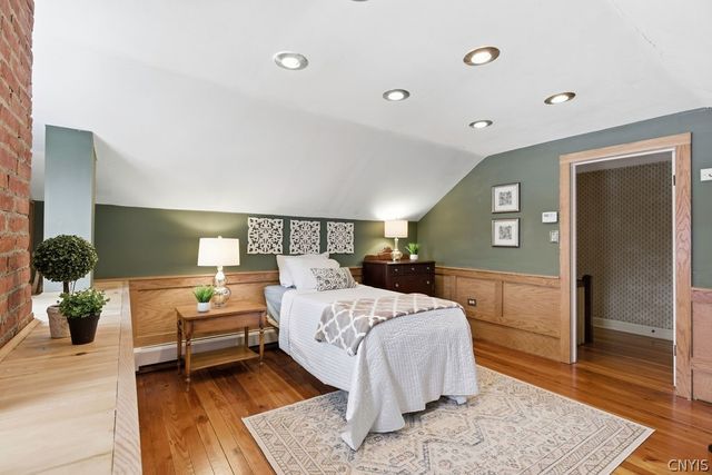 104 East Genesee Parkway, Syracuse, NY 13214